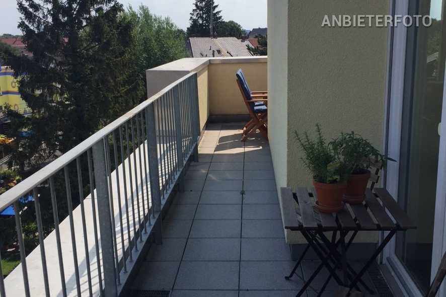 Möblierte Penthousewohnung mit 180°-Balkon in Köln-Neuehrenfeld