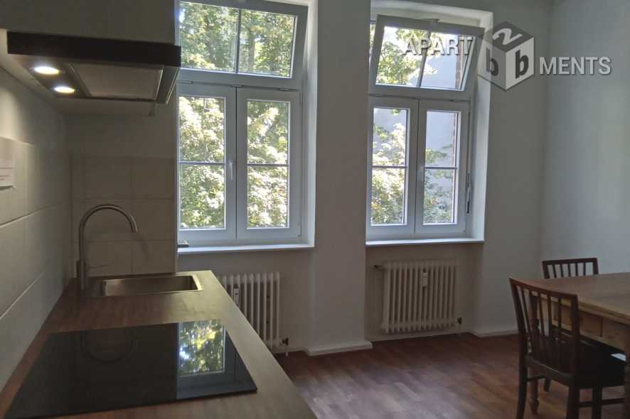 Teilmöblierte 2-Zimmer-Wohnung in Köln-Sülz am Manderscheider Platz