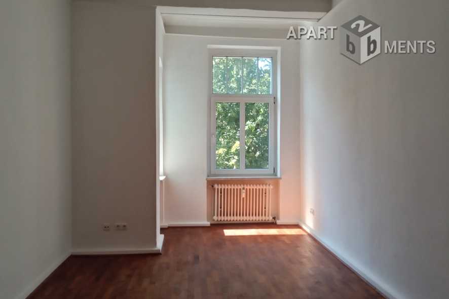 Teilmöblierte 2-Zimmer-Wohnung in Köln-Sülz am Manderscheider Platz