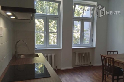 Teilmöblierte 2-Zimmer-Wohnung in Köln-Sülz am Manderscheider Platz