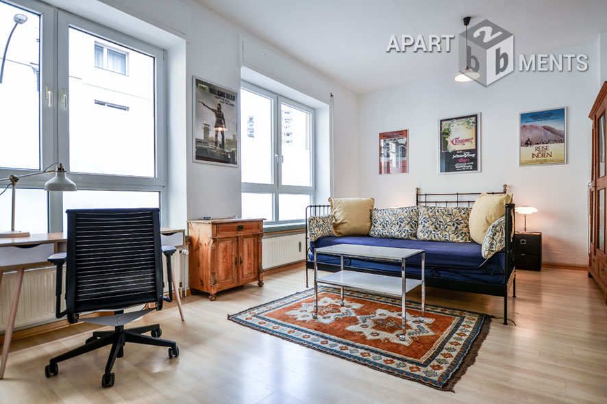 Möblierte und ruhige Studio-Altbauwohnung in Köln-Neuehrenfeld