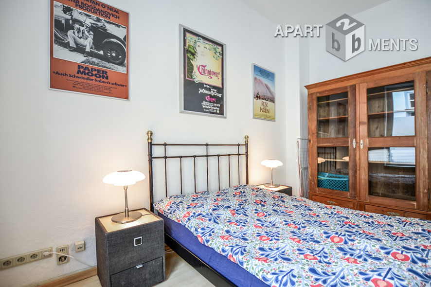 Möblierte und ruhige Studio-Altbauwohnung in Köln-Neuehrenfeld