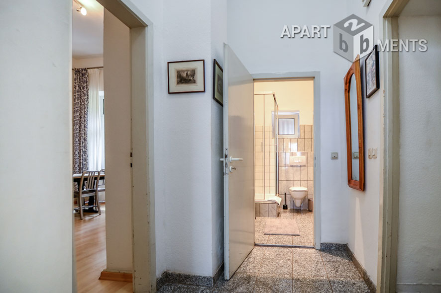 Möblierte und ruhige Studio-Altbauwohnung in Köln-Neuehrenfeld