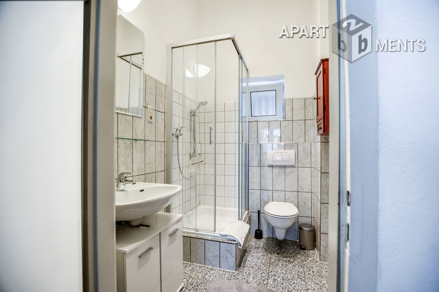 Möblierte und ruhige Studio-Altbauwohnung in Köln-Neuehrenfeld