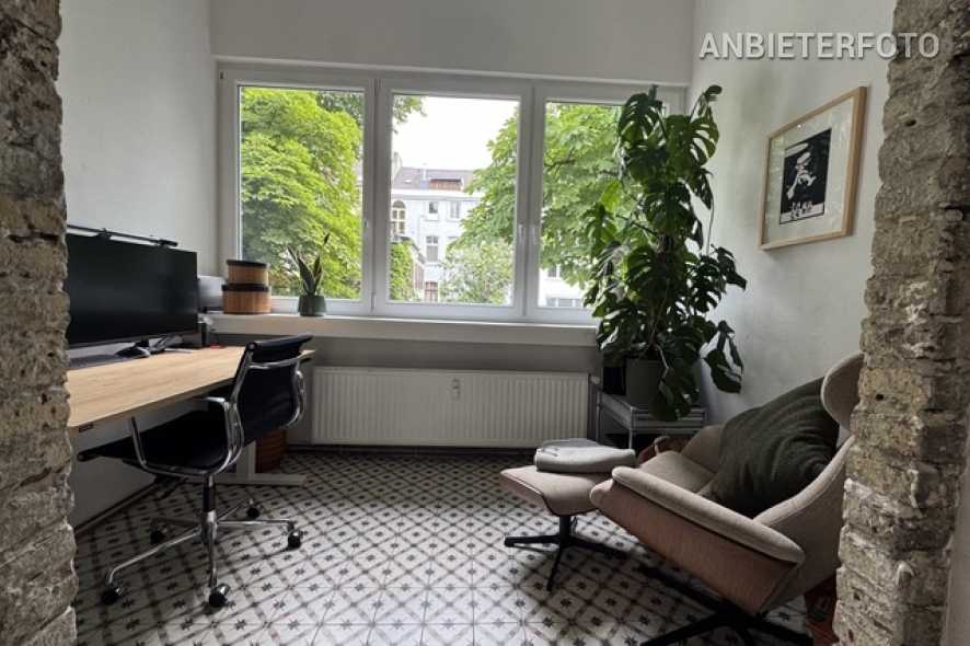 Modern möblierte 2-Zimmer-Wohnung mit Wintergarten in Köln Altstadt-Nord