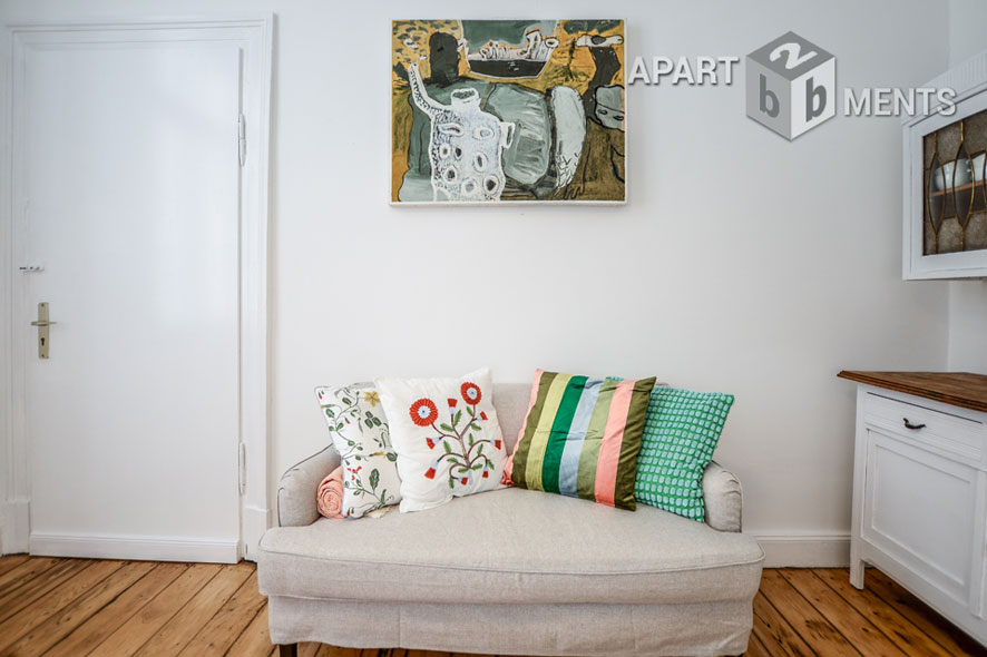 Modernly furnished 1.5-room apartment in Cologne-Neustadt-South