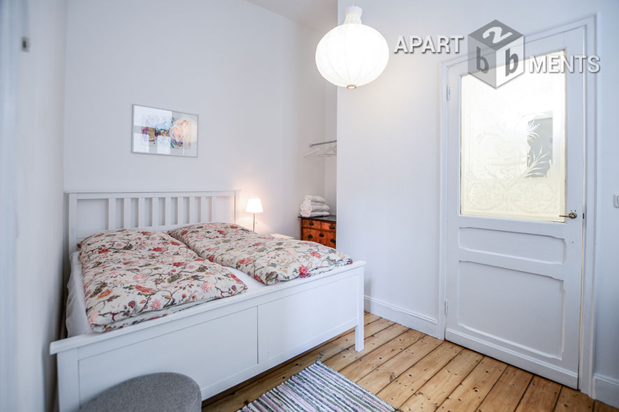 Modernly furnished 1.5-room apartment in Cologne-Neustadt-South