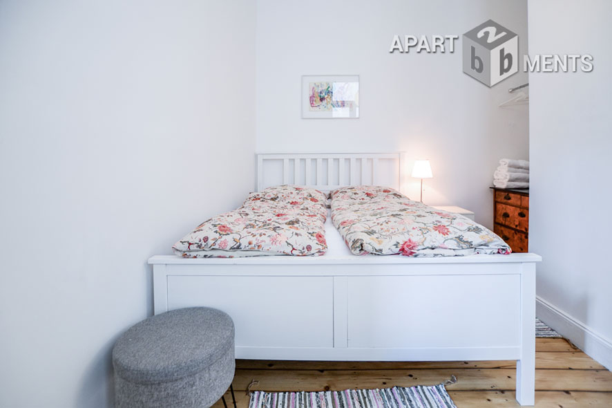 Modernly furnished 1.5-room apartment in Cologne-Neustadt-South