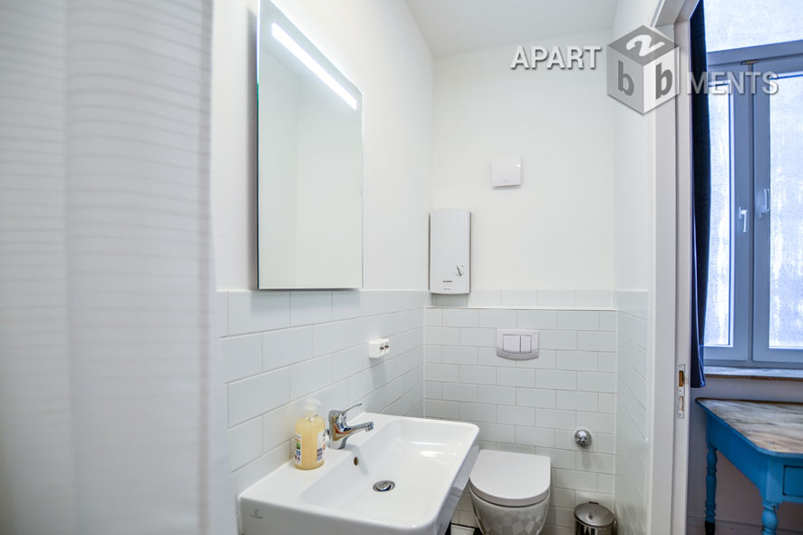 Modernly furnished 1.5-room apartment in Cologne-Neustadt-South