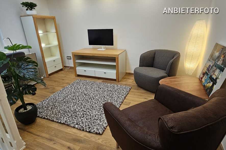 Small, luxury furnished house with a sunny courtyard in Bornheim-Walberberg
