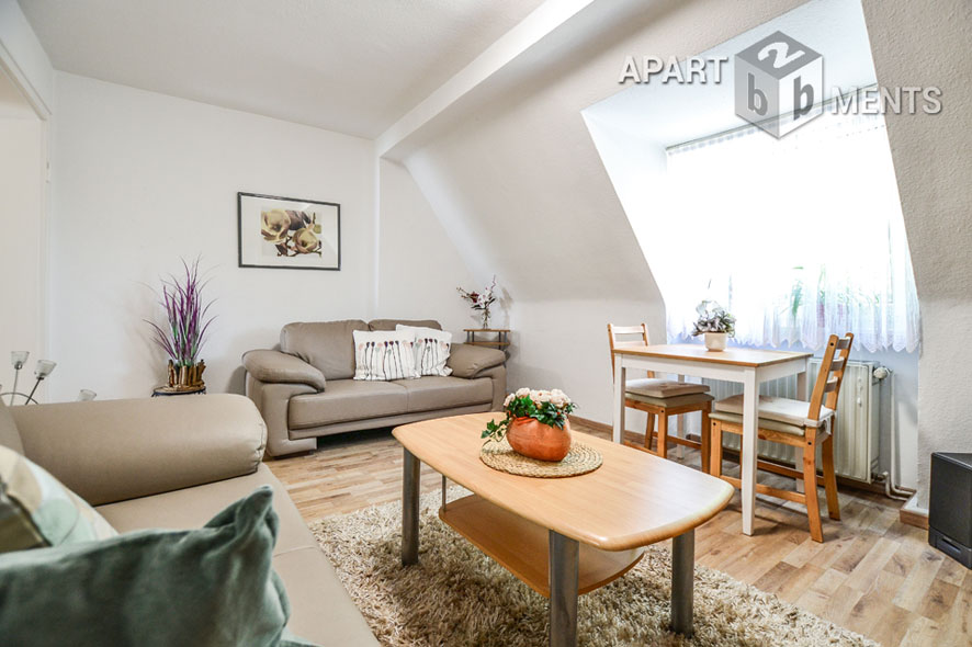 Modern möblierte Wohnung in Düsseldorf-Wersten