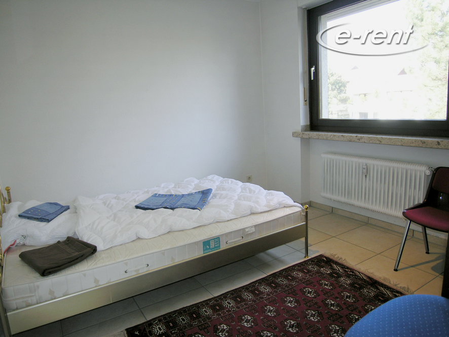 Zeitlos möblierte Wohnung am Yachthafen in Neuss-Gnadental