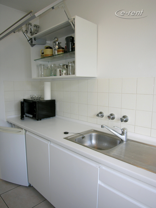 Zeitlos möblierte Wohnung am Yachthafen in Neuss-Gnadental