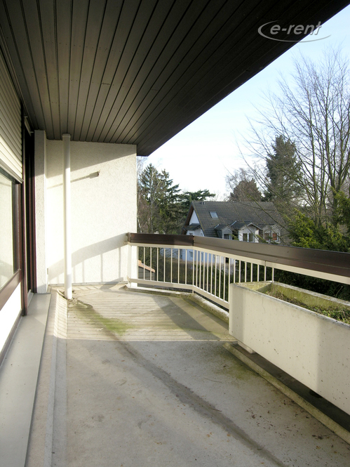 Zeitlos möblierte Wohnung am Yachthafen in Neuss-Gnadental