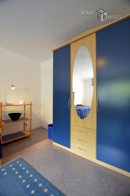 Modern möbliertes und helles Apartment in Düsseldorf-Heerdt