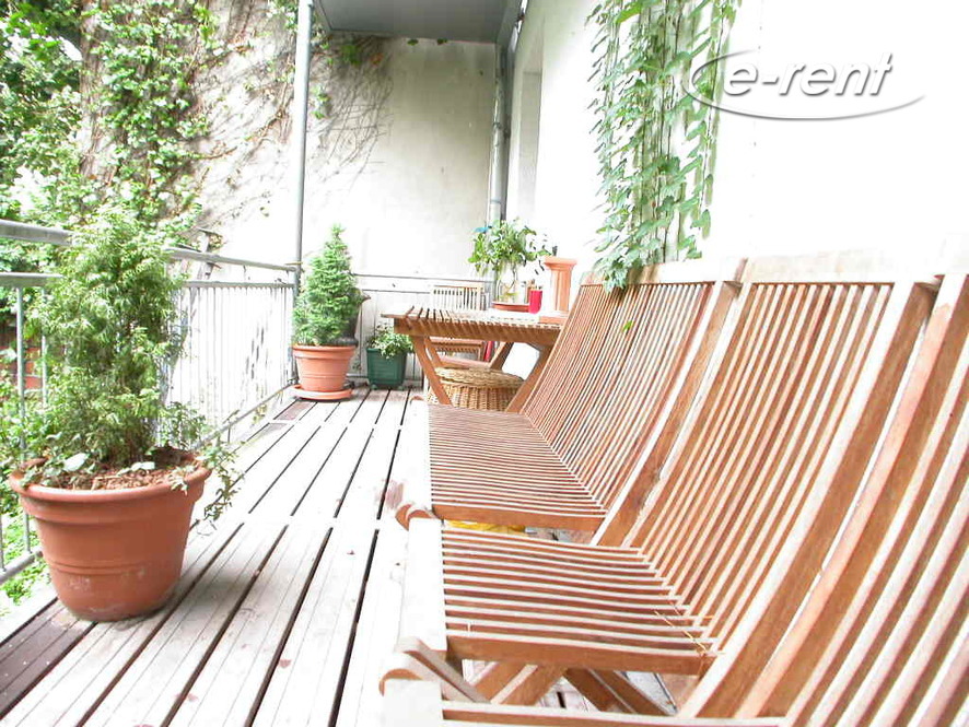 High-quality and modern furnished apartment in Düsseldorf-Pempelfort