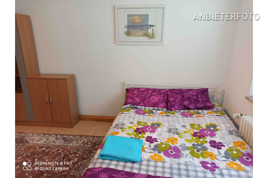 Furnished city flat with a view of the Rhine in Düsseldorf-Unterbilk