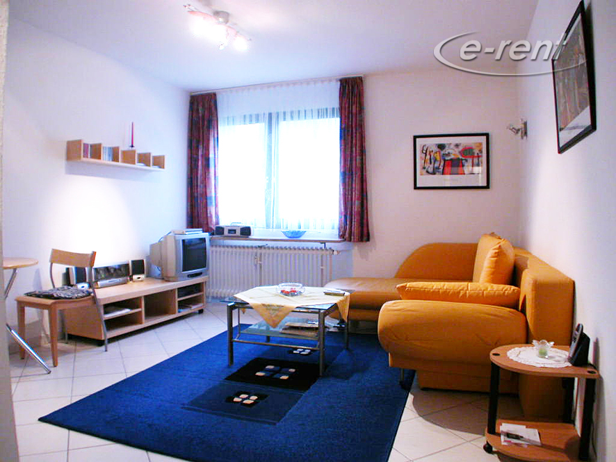 Modernly furnished and spacious apartment in Ratingen-Tiefenbroich