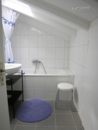 Modernly furnished and centrally located apartment in Düsseldorf-Stadtmitte