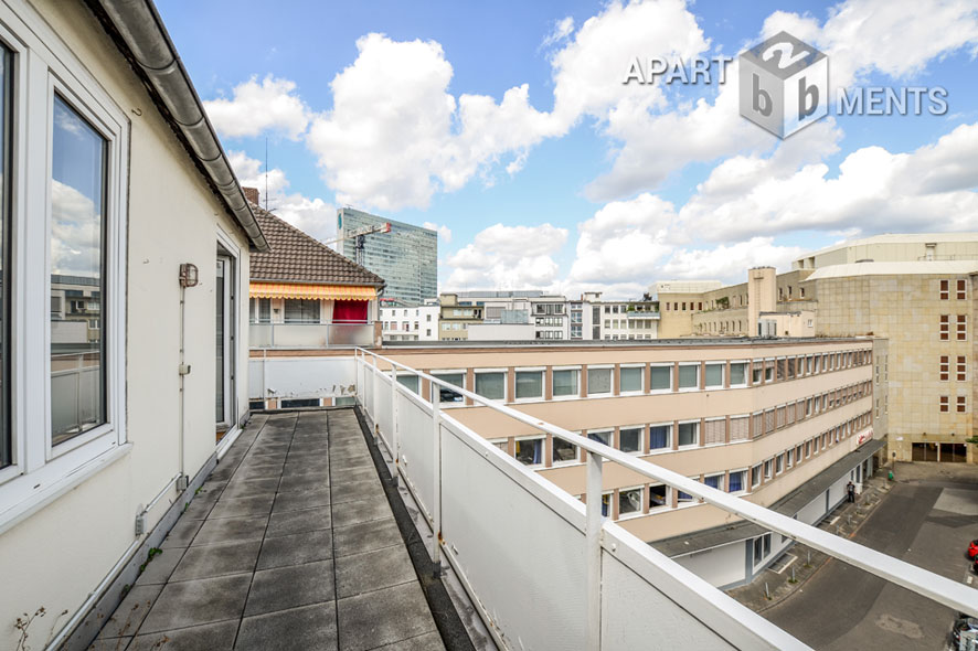 Modernly furnished and centrally located apartment in Düsseldorf-Stadtmitte