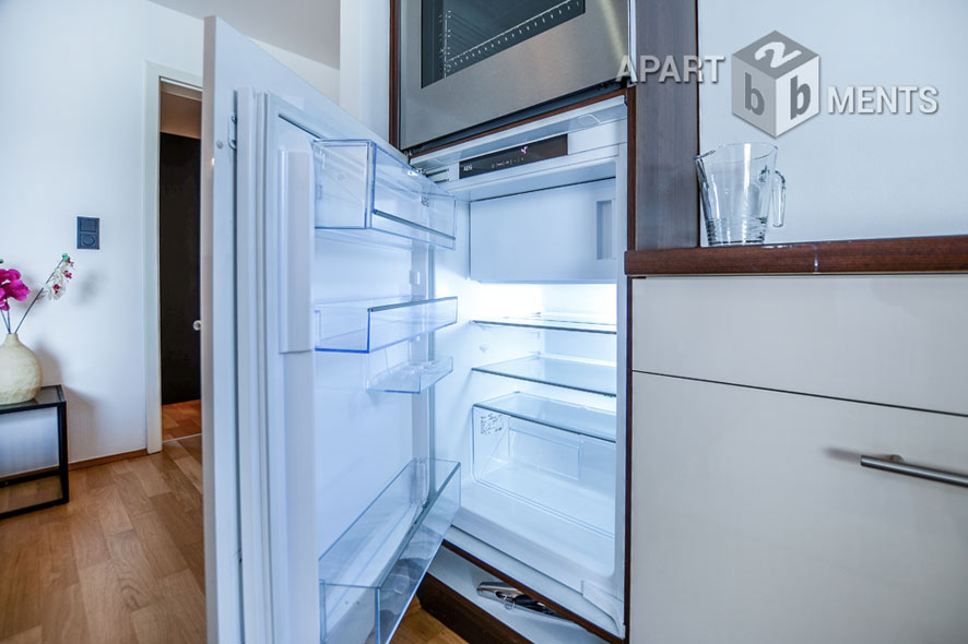 High-quality furnished and centrally located maisonette in Düsseldorf-Oberkassel
