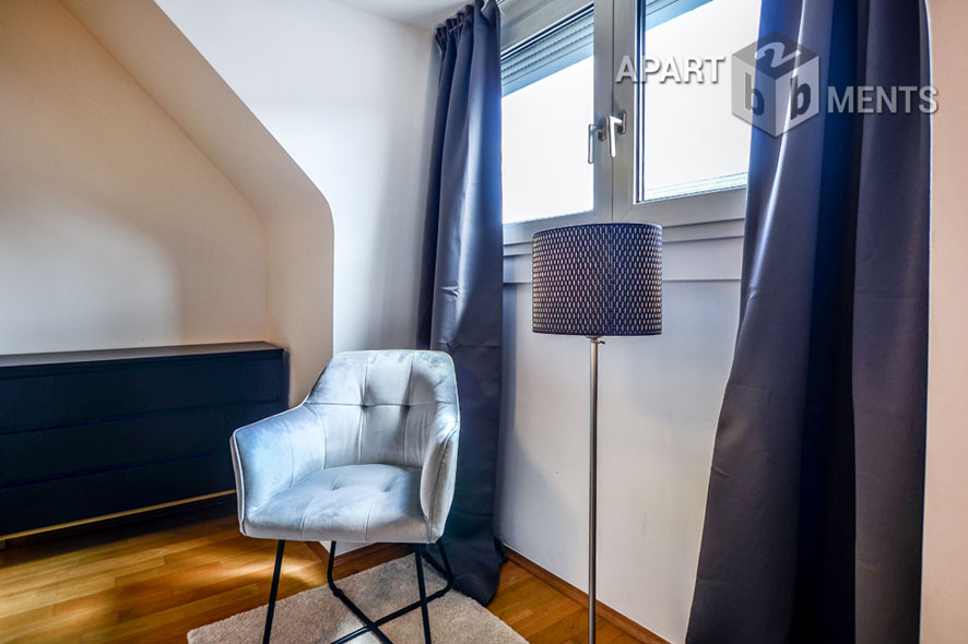 High-quality furnished and centrally located maisonette in Düsseldorf-Oberkassel