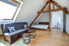 High-quality furnished and centrally located maisonette in Düsseldorf-Oberkassel