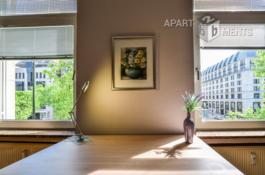 Modern möblierte Wohnung der gehobenen Kategorie in Düsseldorf-Altstadt