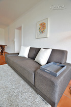 Stilvoll und hochwertig möblierte Wohnung mit Panoramablick in Düsseldorf-Mörsenbroich