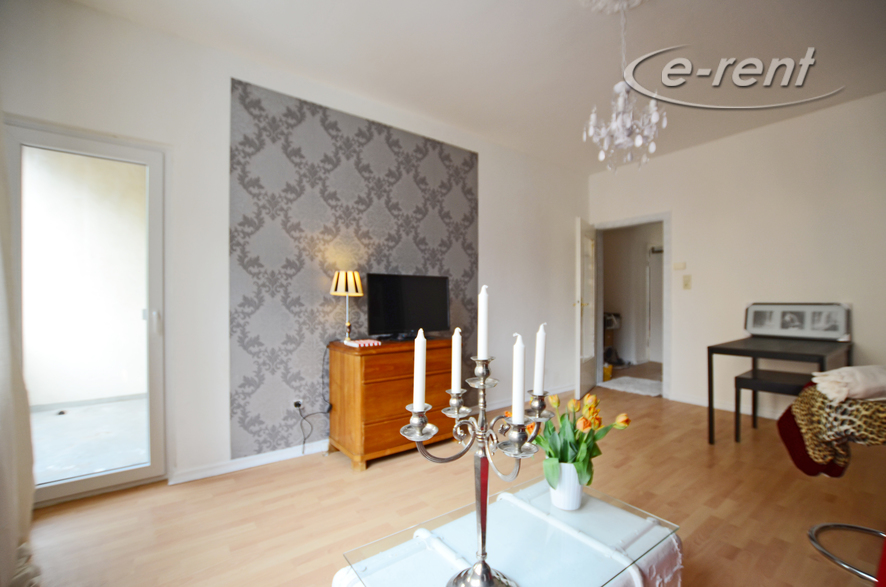 Modern furnished and centrally located apartment in Düsseldorf-Pempelfort