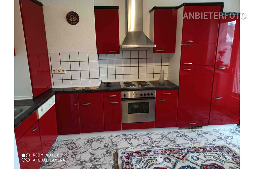 Furnished flat right next to the Media Harbour and Rhine Park in Düsseldorf-Unterbilk
