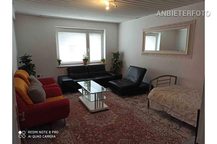 Furnished flat right next to the Media Harbour and Rhine Park in Düsseldorf-Unterbilk