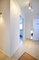 gepflegte 2-Zimmer-Wohnung mit Blick über Lintorf - renoviert und neu möbliert im Februar 2017