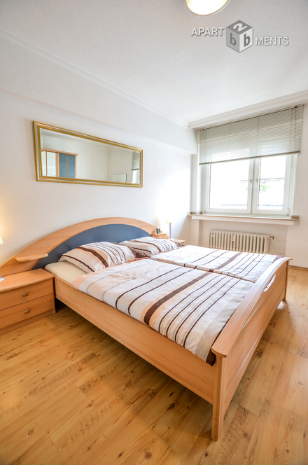 Gepflegt möblierte und zentral gelegene Wohnung in Düsseldorf-Stadtmitte