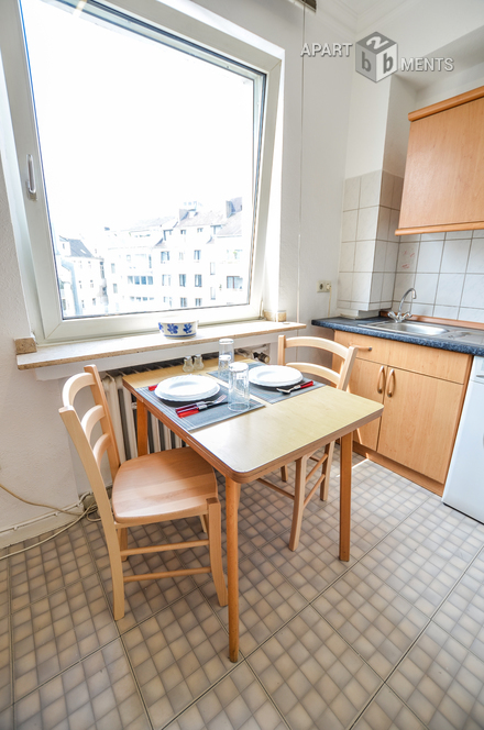 Gepflegt möblierte und zentral gelegene Wohnung in Düsseldorf-Stadtmitte
