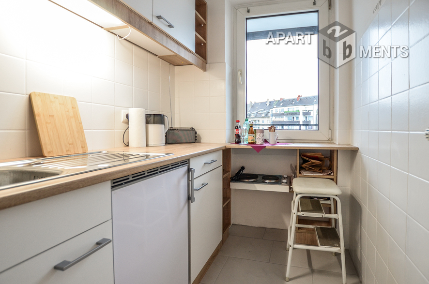 Modernly furnished and centrally located apartment in Düsseldorf-Bilk
