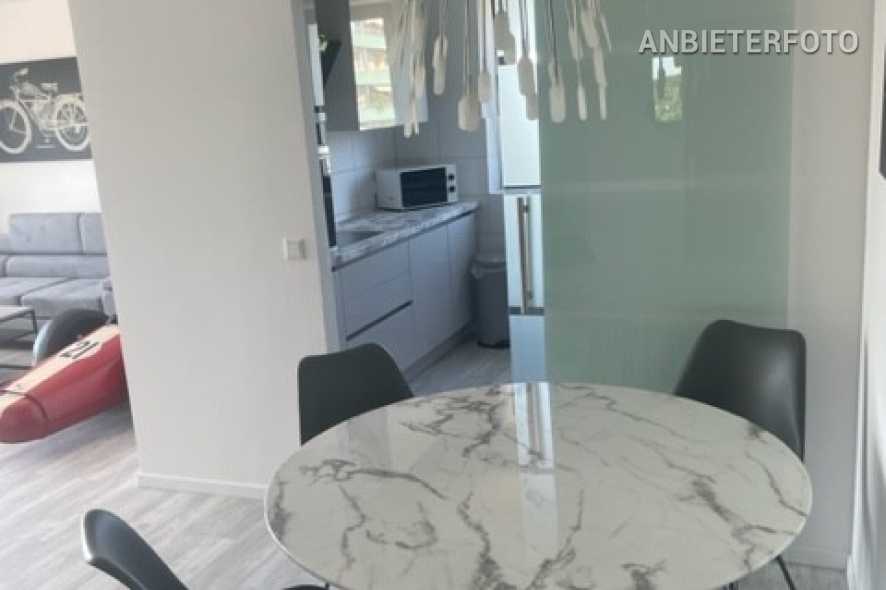 Modern möblierte Wohnung in Monheim-Baumberg