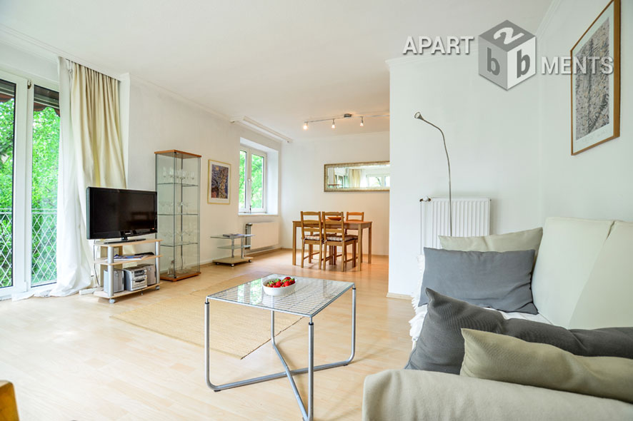 Centrally located furnished apartment near Hofgarten in Düsseldorf-Pempelfort