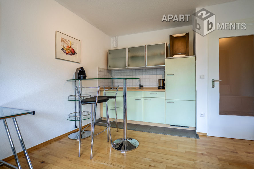 Modernly furnished and freshly renovated apartment in Düsseldorf-Lohausen