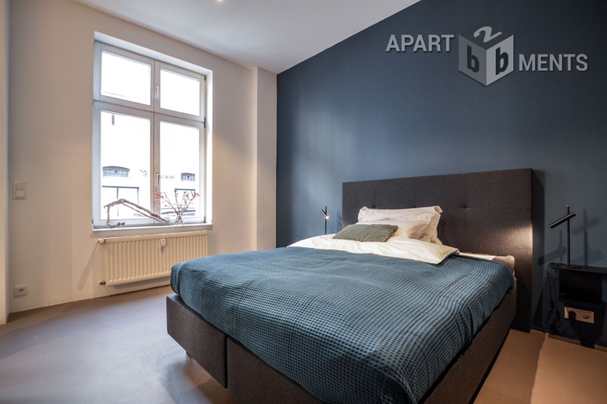 Möbliertes und  hochwertig und liebevoll saniertes Apartment in Düsseldorf-Eller