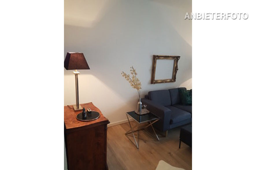 Modern furnished apartment with large balcony in Düsseldorf-Pempelfort