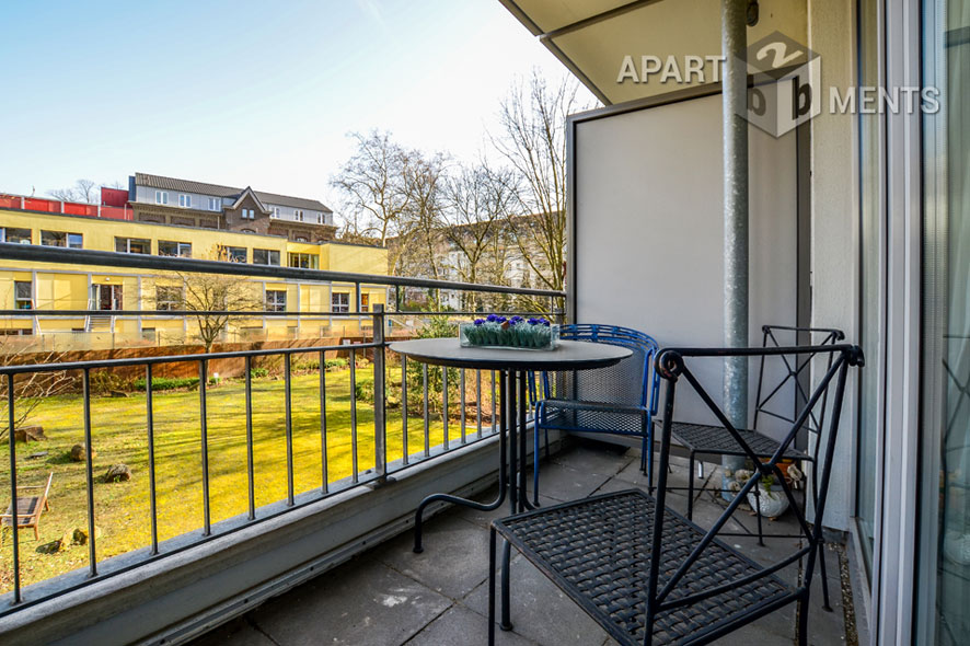 Modern möblierte und zentral gelegene Wohnung der Top-Kategorie in Düsseldorf-Golzheim