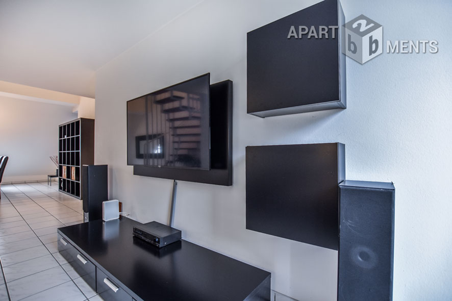 Möblierte und lichtdurchflutete Maisonettewohnung im Süden von Hilden