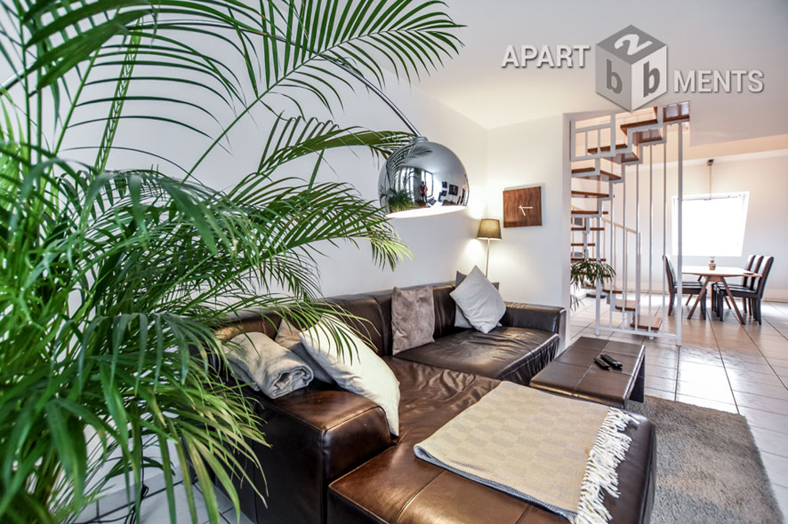 Möblierte und lichtdurchflutete Maisonettewohnung im Süden von Hilden