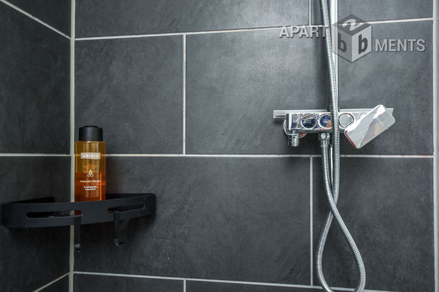 Möblierte und lichtdurchflutete Maisonettewohnung im Süden von Hilden