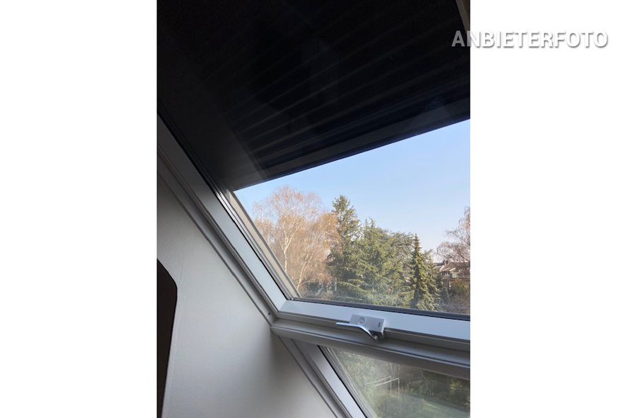 Möbliertes und helles Dachgeschossapartment in Düsseldorf-Düsseltal