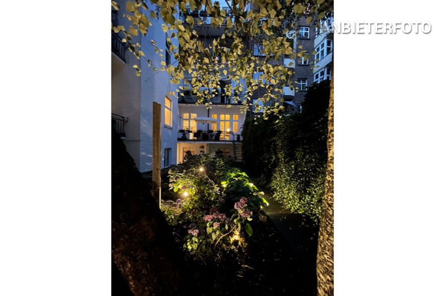 Modern möblierte und ruhig gelegene Wohnung in Düsseldorf-Unterbilk