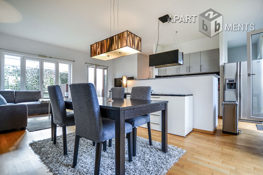 Möblierte Wohnung mit Dachterrasse in Düsseldorf-Pempelfort