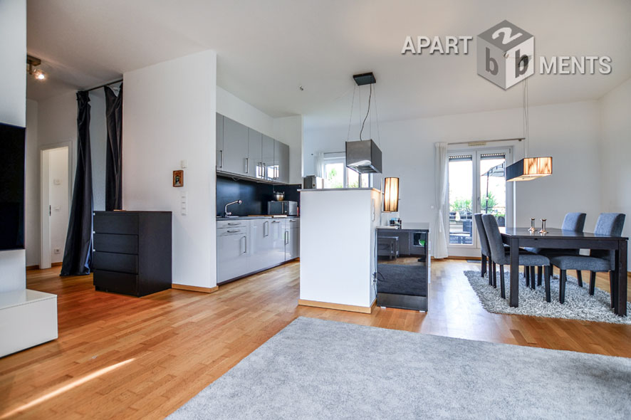 Möblierte Wohnung mit Dachterrasse in Düsseldorf-Pempelfort