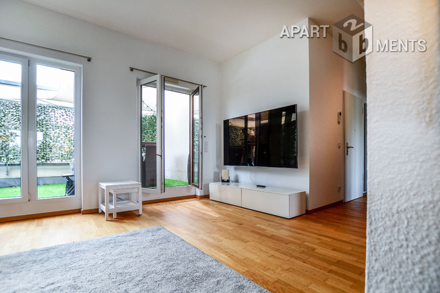 Möblierte Wohnung mit Dachterrasse in Düsseldorf-Pempelfort